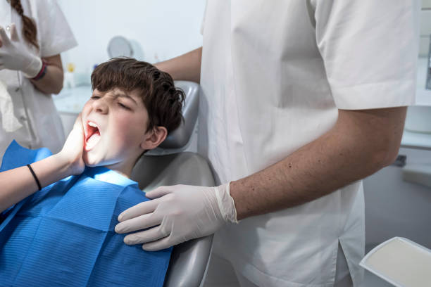 Best Emergency Treatment for Dental Infections or Abscesses in Ly Lake, IL